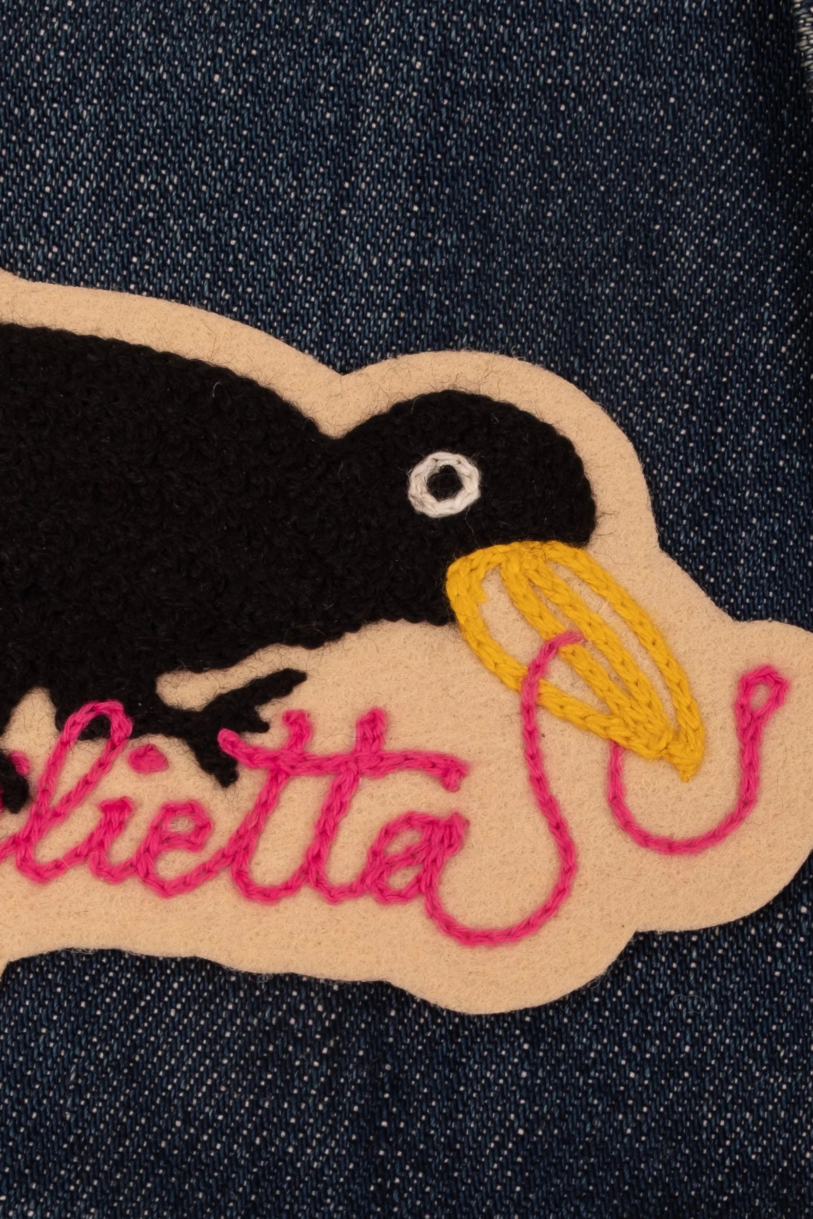 Wiggly-worm Catching Crow - Customisable Patch