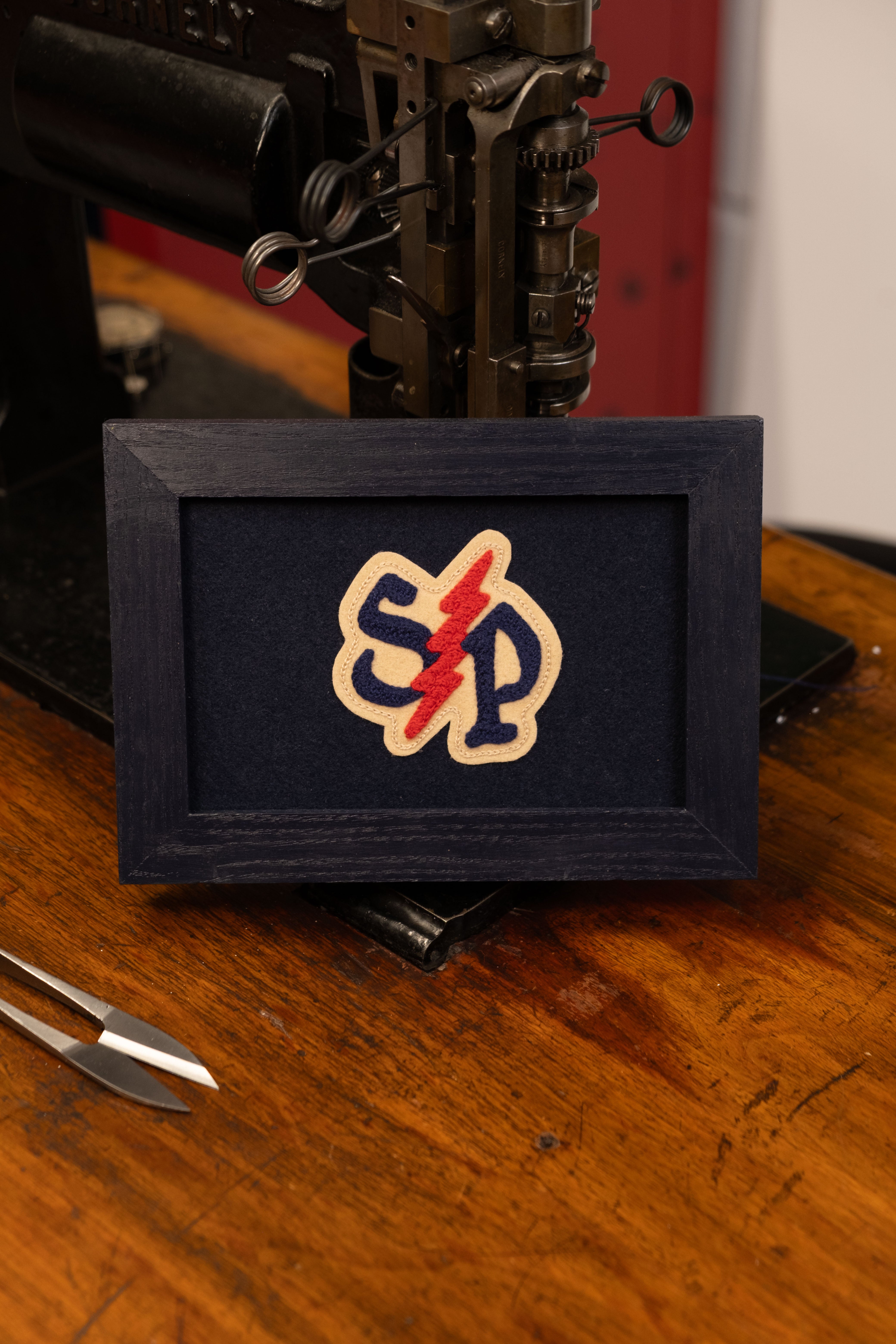 Lightning Bolt Initials – Customisable – Framed Embroidery