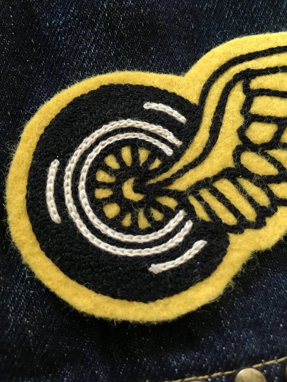 12 Spokes American Racing Wing Wheel (Yellow) - Patch